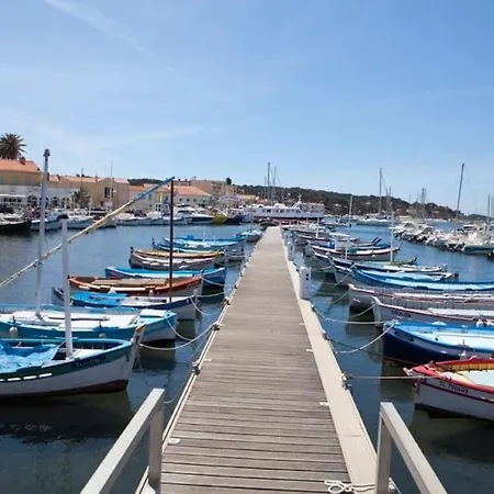 Bel Sur Le Port Du Brusc Avec Sa Place De Parking Privative. 아파트 식스포즈레스플라지스
